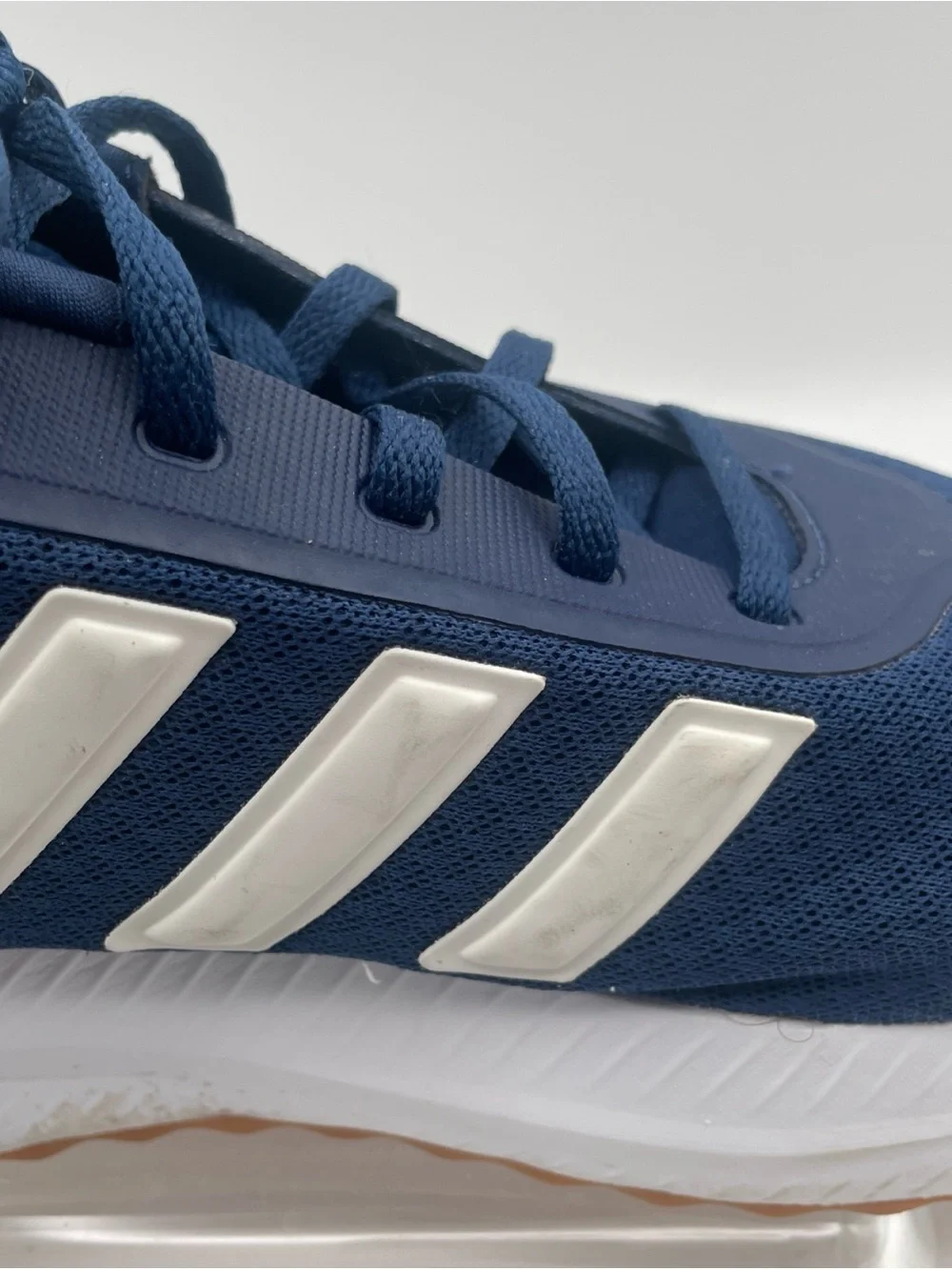 Adidas Cloudfoam Comfort Men's Running Walking Sneakers Navy Blue White Gum Sole